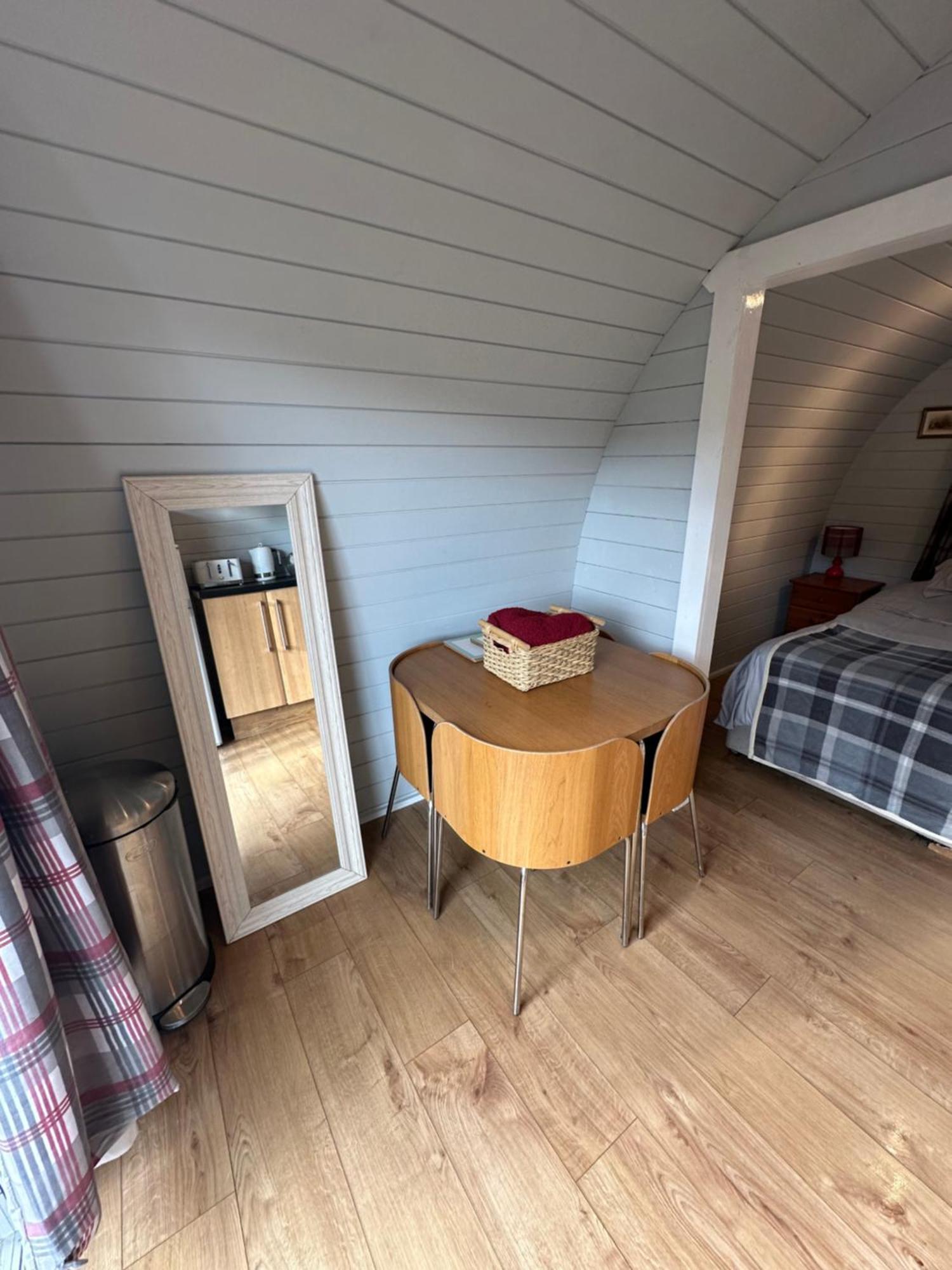 Glamping Life Retreat Leilighet Nantmel Eksteriør bilde